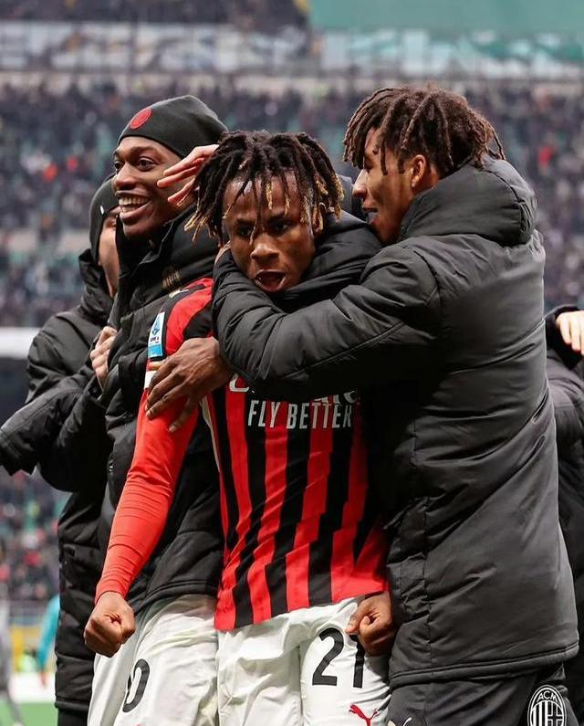 紧张激烈,双方实力均衡,谁将笑到最后?的简单介绍 紧张激烈,双方实力均衡,谁将笑到最后?的简单介绍