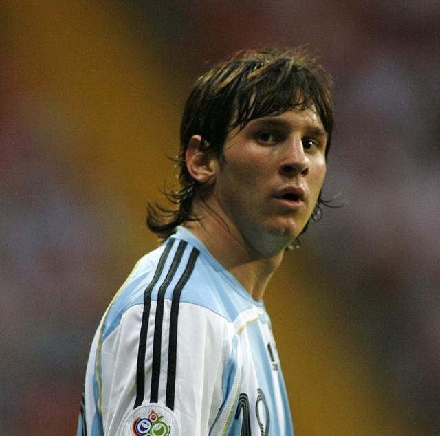 巴西女篮遭遇困境连续输掉关键比赛 巴西女篮遭遇困境连续输掉关键比赛