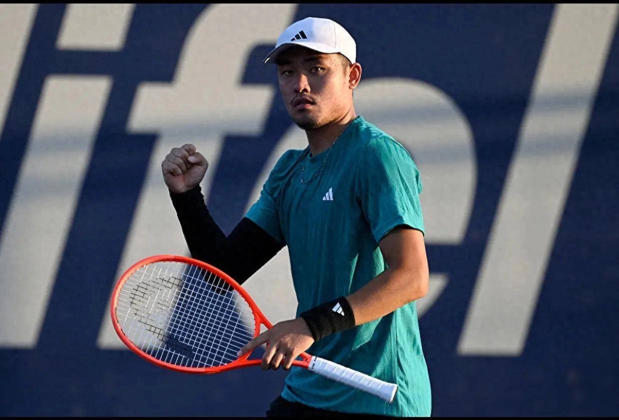 网球球员突破自我,表现堪称完美的简单介绍 网球球员突破自我,表现堪称完美的简单介绍