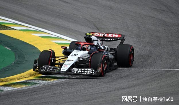 红牛二队碾压哈斯车队，拉塞尔带队取胜