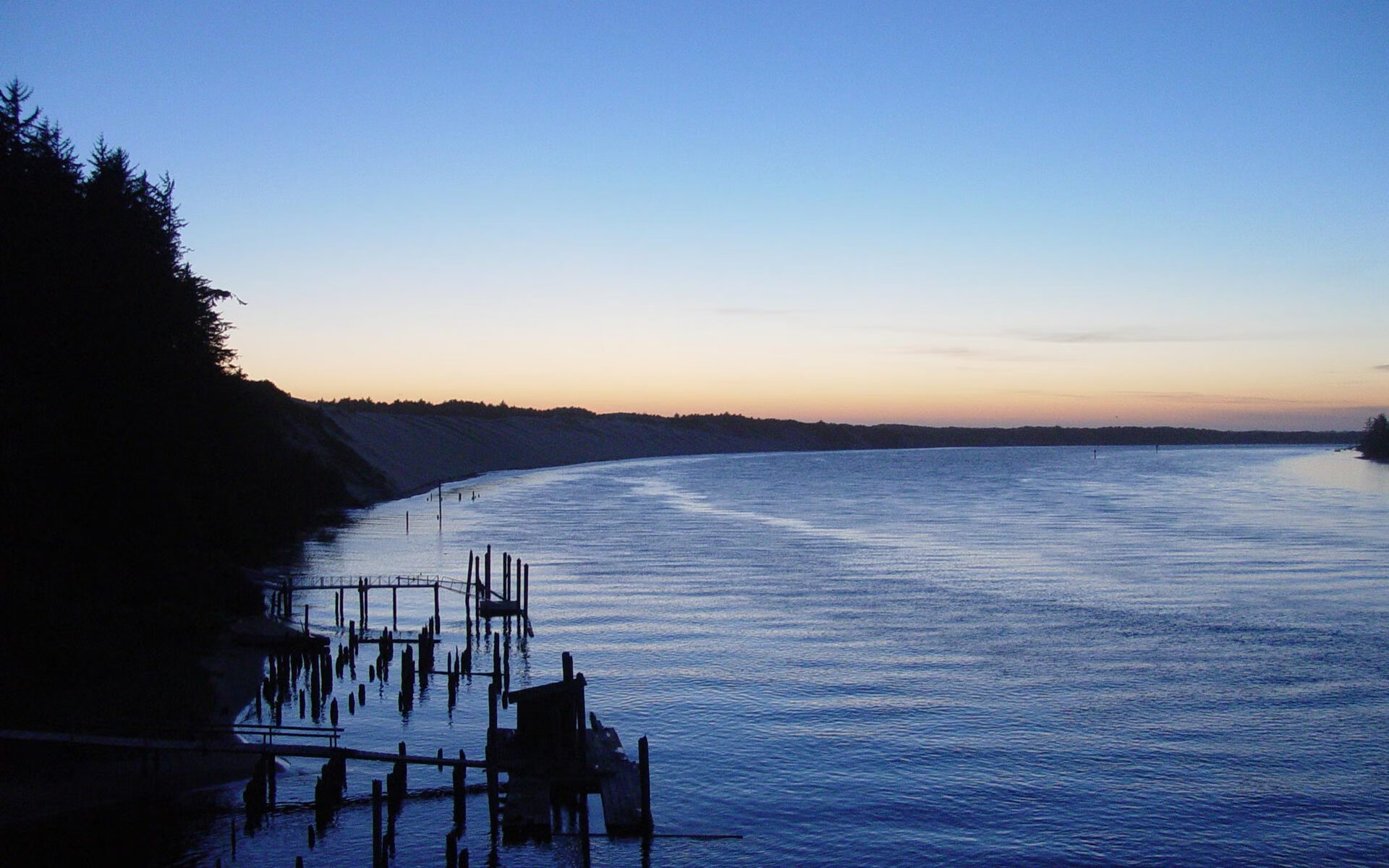 跨界传奇,火箭险胜辽宁队,哈登在F1新赛季揭幕战霸气接管比赛